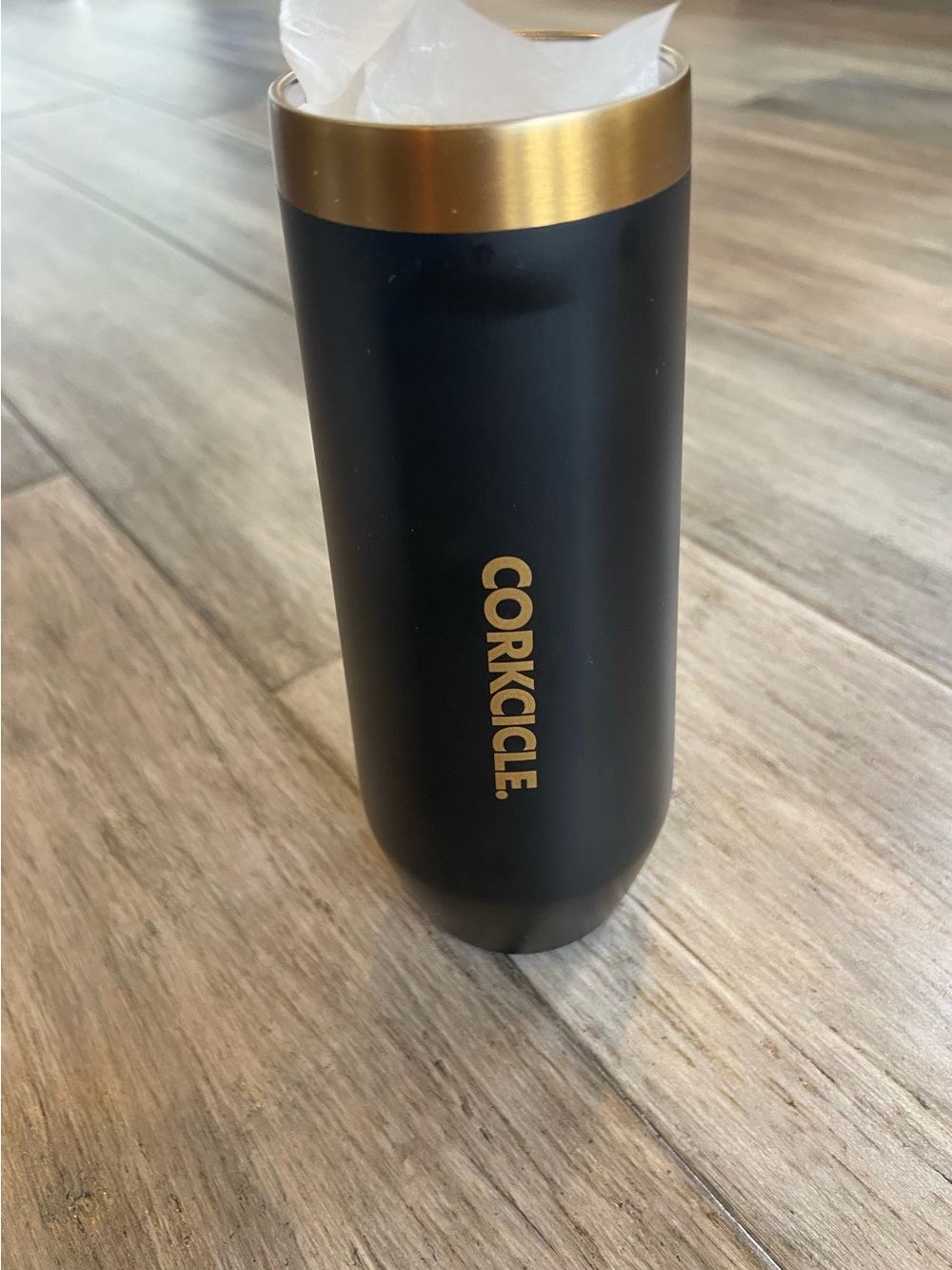 NWT Corkcicle stemless flute in matte black and gold